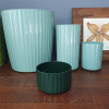 Composição de Vasos Groove. Tamanhos G, M alto e P na cor Verde Menta e Mini na cor Verde Botanic.